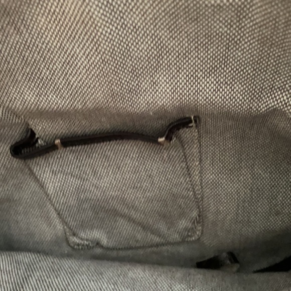 EUC Dooney and Bourke Hobo shoulder bag - Picture 4 of 7